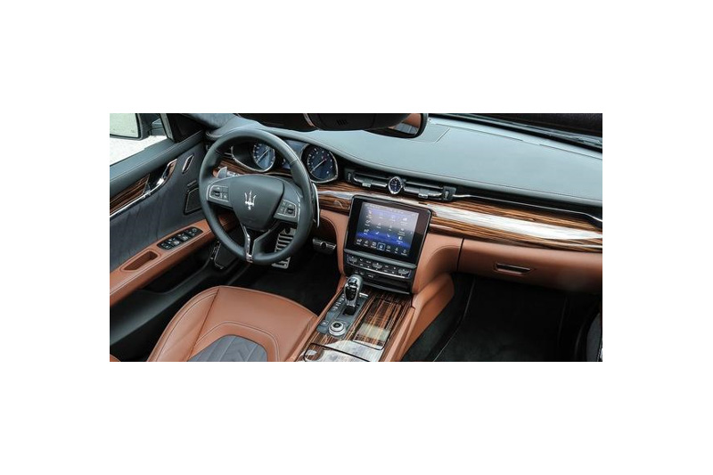 3D曲面汽車中控防護(hù)玻璃